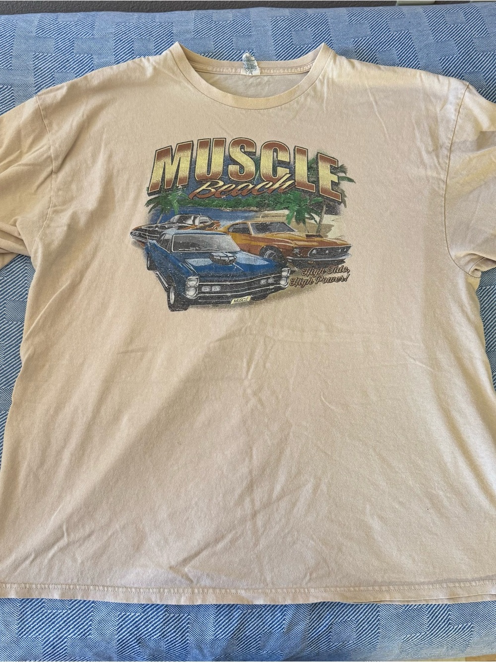 Ras Muscle Beach Graphic Tee - Cream with Blue & Brown Cars